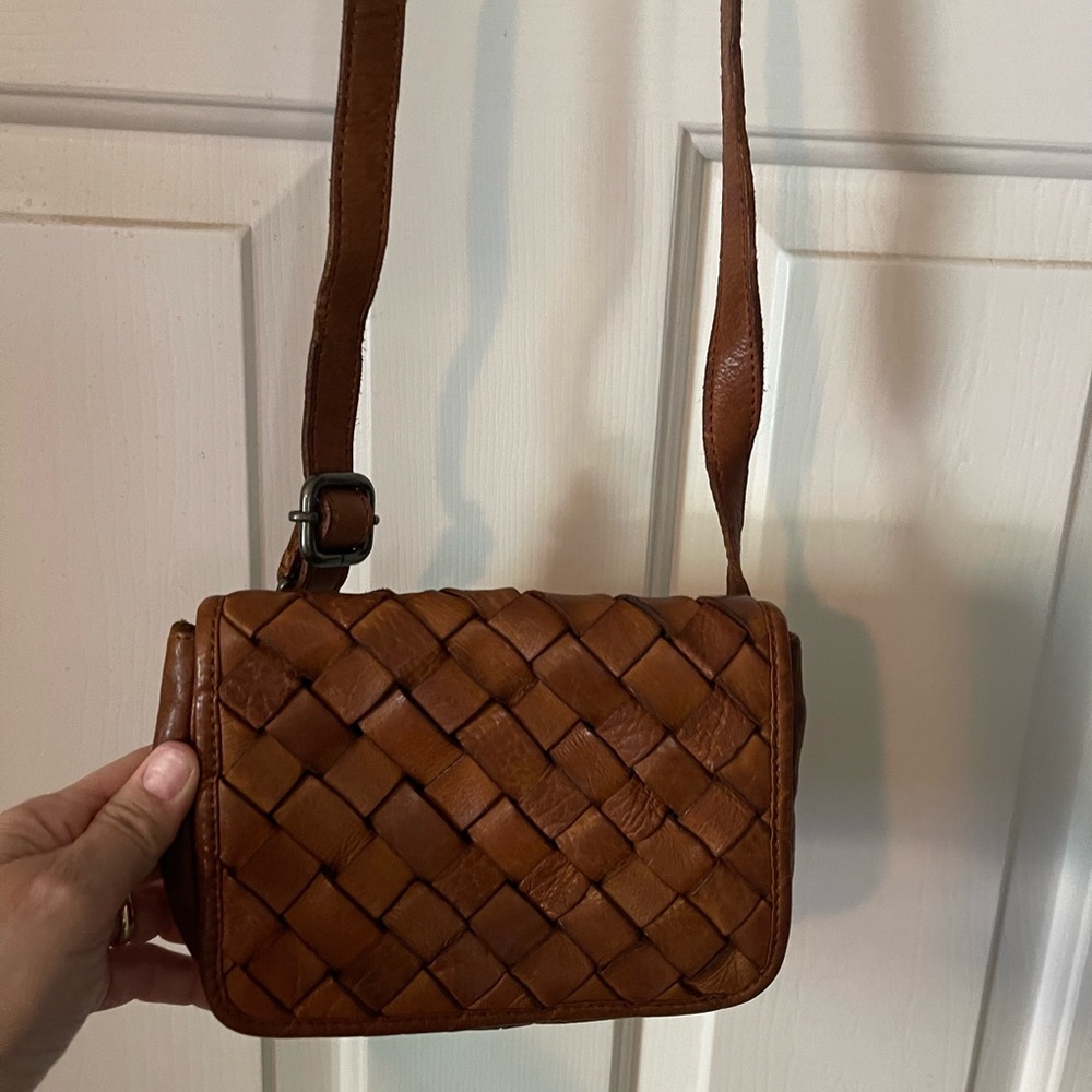 Cute vintage waffle front crossbody bag, has seen some use but in GUC